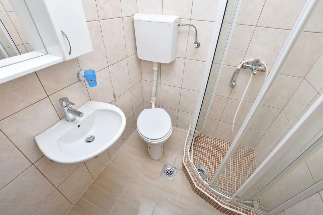 Apartments Siljak Petrovac エクステリア 写真