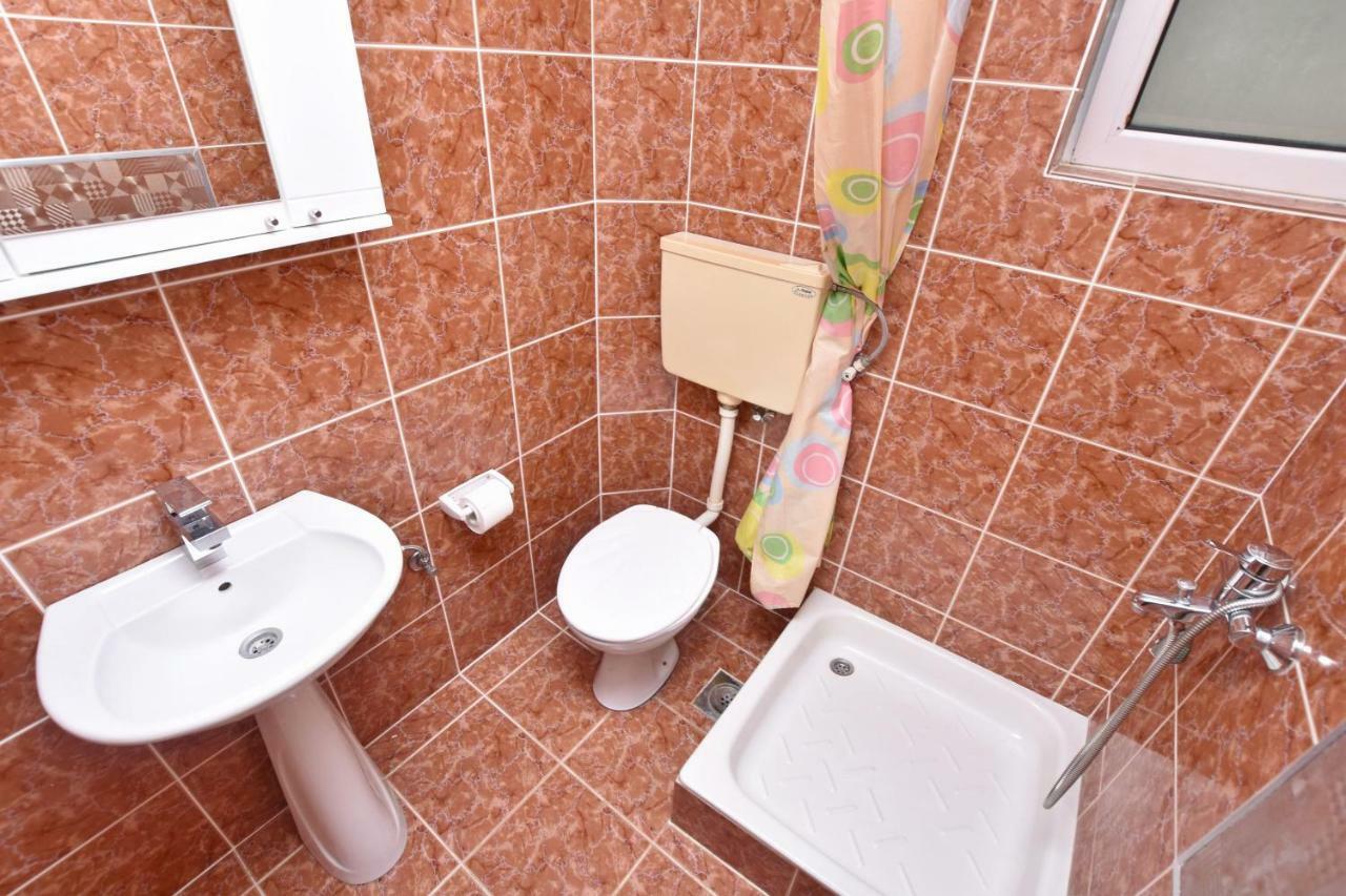 Apartments Siljak Petrovac エクステリア 写真