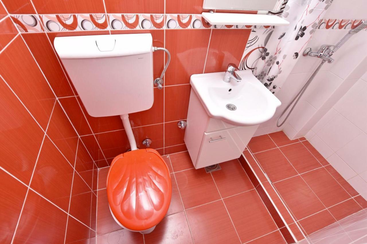 Apartments Siljak Petrovac エクステリア 写真