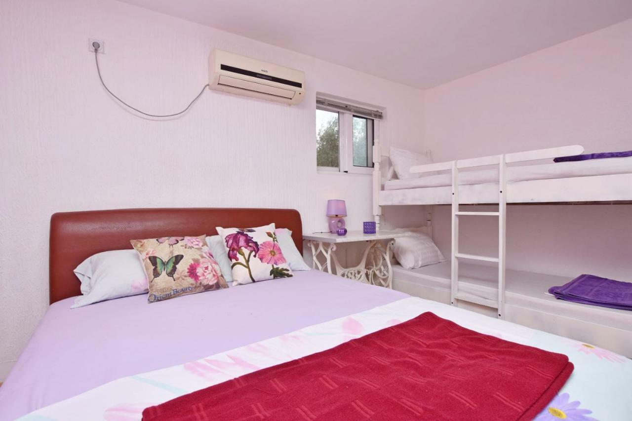 Apartments Siljak Petrovac エクステリア 写真
