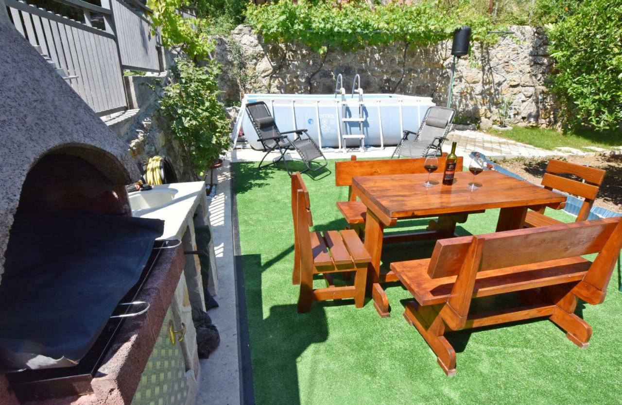 Apartments Siljak Petrovac エクステリア 写真