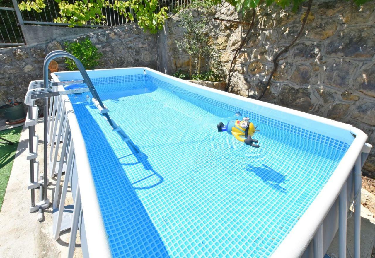 Apartments Siljak Petrovac エクステリア 写真